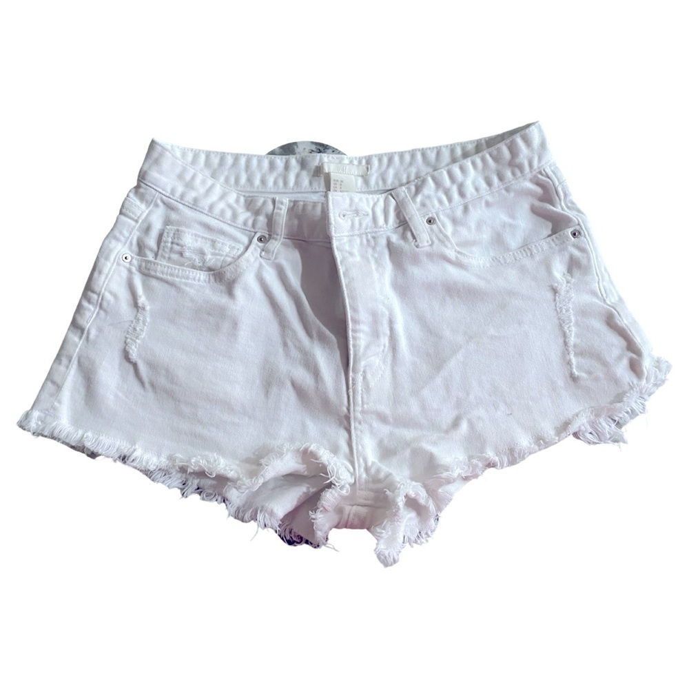 H&M White Distressed Denim Shorts Size 8
